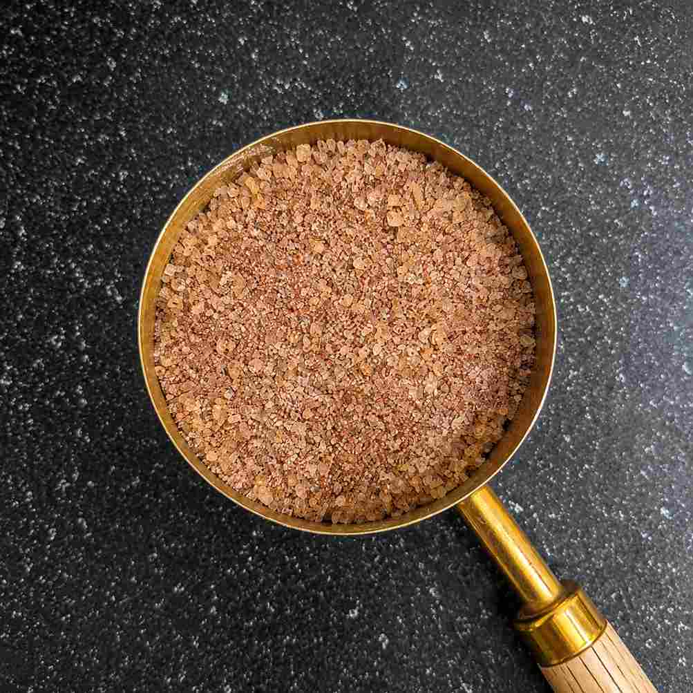Coarse homemade Kullakar rice kanji powder prepared using traditional native rice
